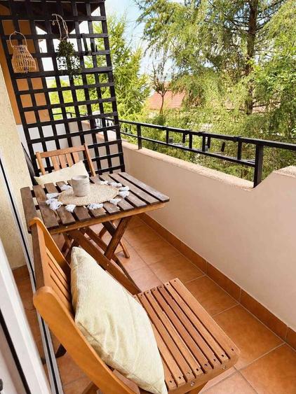 Apartament cu 2 camere decomandat în Florești