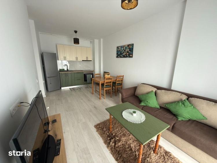 Apartament cu 2 camere decomandat în Xenia