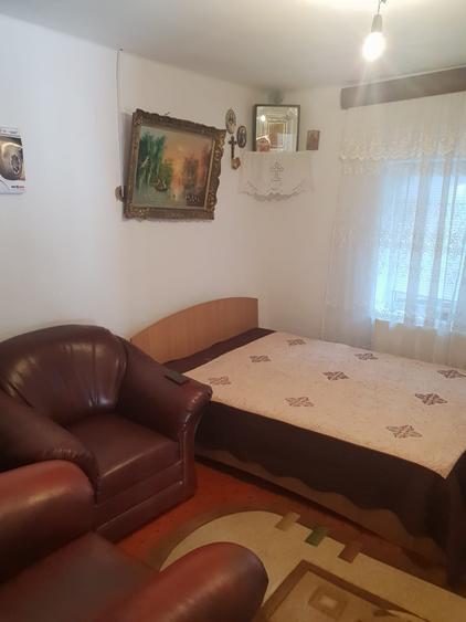 Casă individuală cu 2 camere cu Canalizare în Palazu Mare