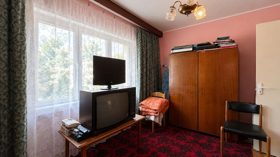 Apartament cu 2 camere semidecomandat în Girocului