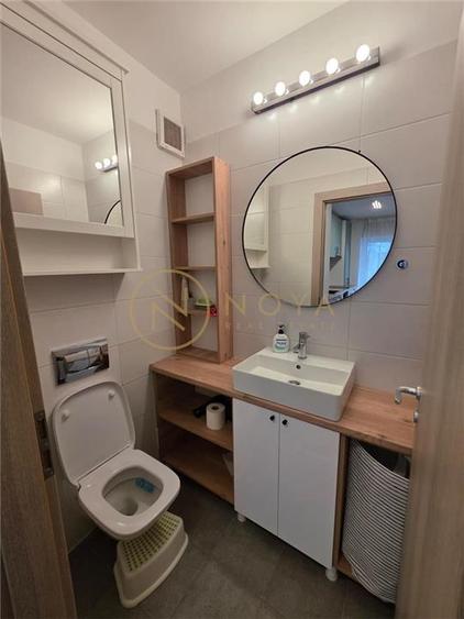 Apartament cu 3 camere decomandat, mobilat în Aviației