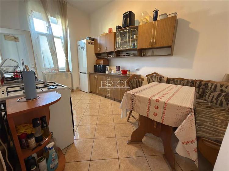 Apartament cu 2 camere decomandat, mobilat în Centrul Civic
