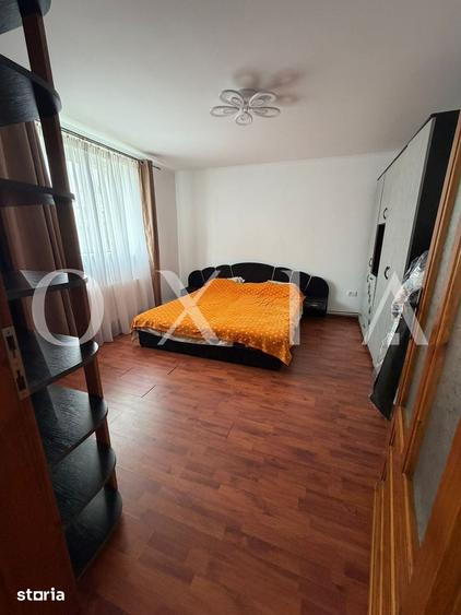 Casă cu 5 camere cu Teren 200 Mp în Moșnița Nouă