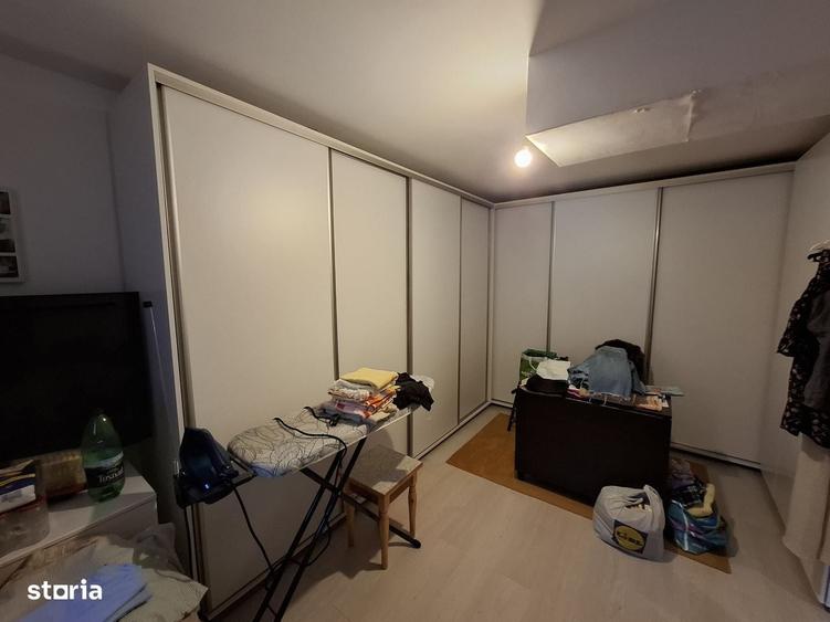 Apartament cu 4 camere în Poarta 6