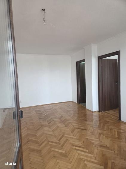 Apartament cu balcon, lift, 2 camere, Piata Romana - 5