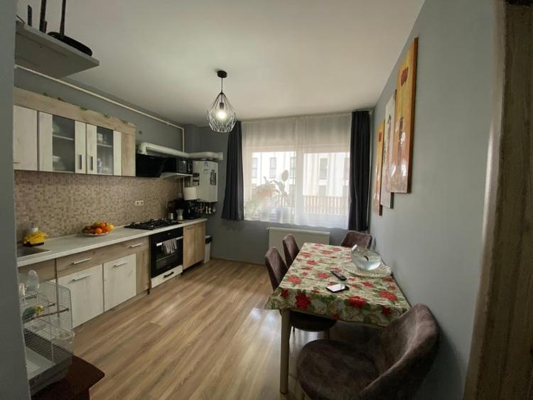 Apartament 2 camere decomandate, parter, 48 mp, parcare cu CF - 1