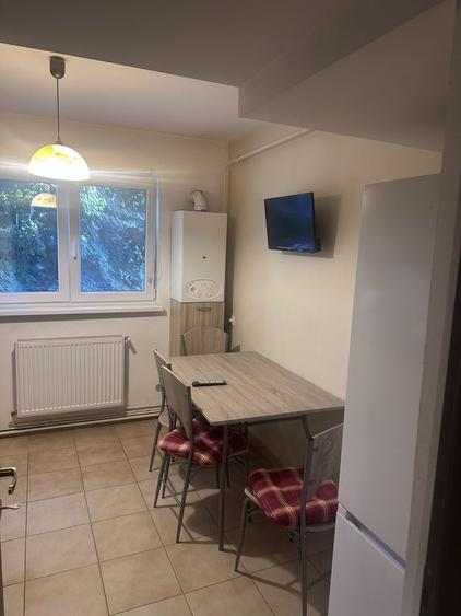 Apartament cu 2 camere în Rovine