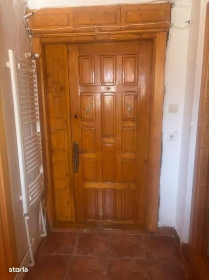 Casă cu 3 camere cu Teren 1000 Mp în Central