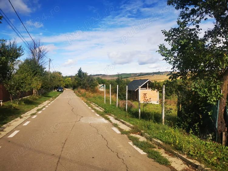 Casă cu 2 camere cu Teren 1154 Mp în Schitu Duca