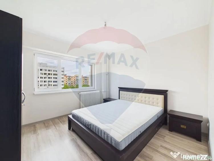 Apartament cu 3 camere decomandat în Lujerului
