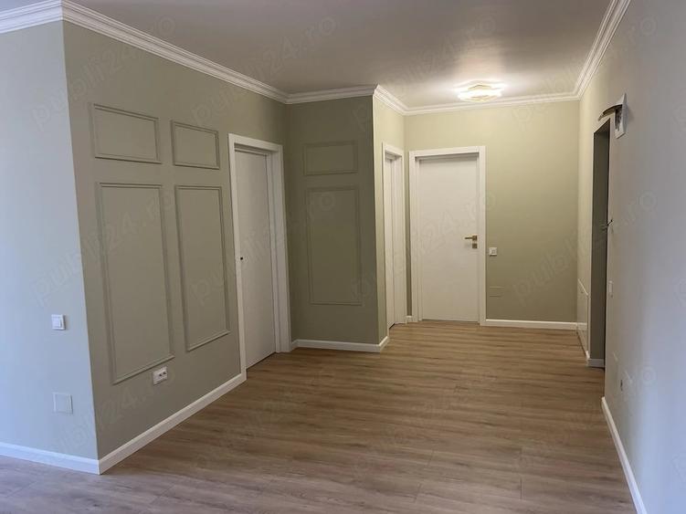 Apartament cu 3 camere decomandat în Florești