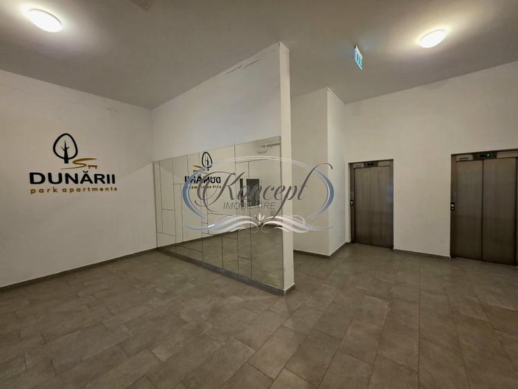 Apartament cu 3 camere semidecomandat, mobilat în Între Lacuri