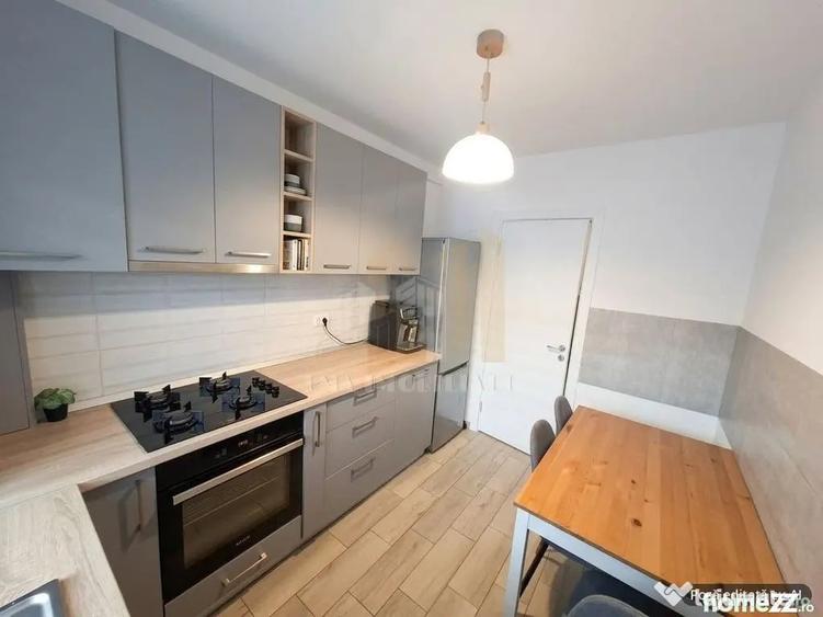 Apartament cu 2 camere decomandat în Sânpetru