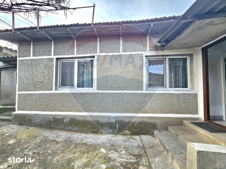 Casă cu 3 camere cu Teren 269 Mp în Central