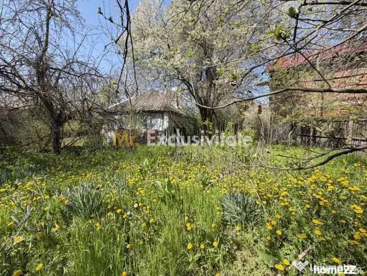 Teren de 1047 mp, în Lunca
