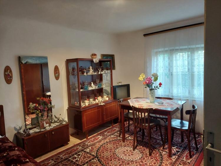 Casă individuală cu 2 camere cu Teren 2370 Mp în Bahna