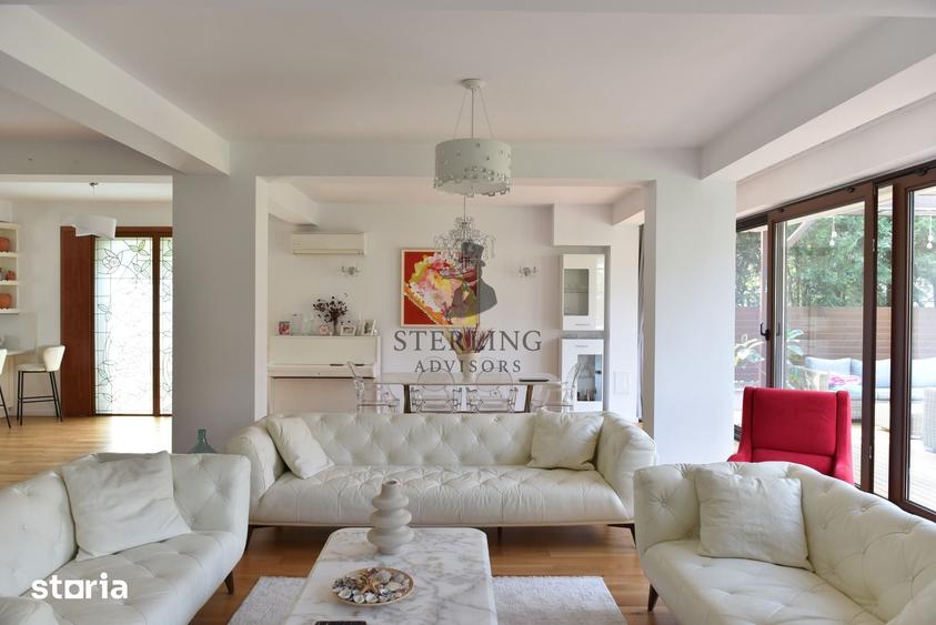 Casă cu 5 camere cu Teren 696 Mp în Central