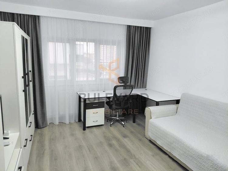 Apartament cu 3 camere decomandat în Zorilor