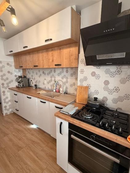 Apartament cu 2 camere decomandat, mobilat în Apărătorii Patriei