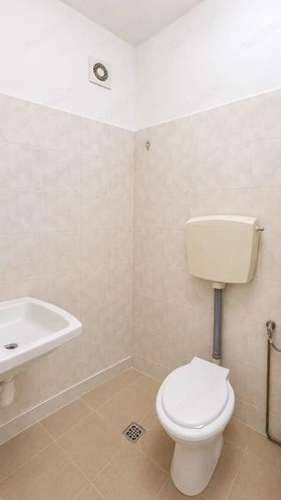 Apartament cu 4 camere semidecomandat în Brâncoveanu