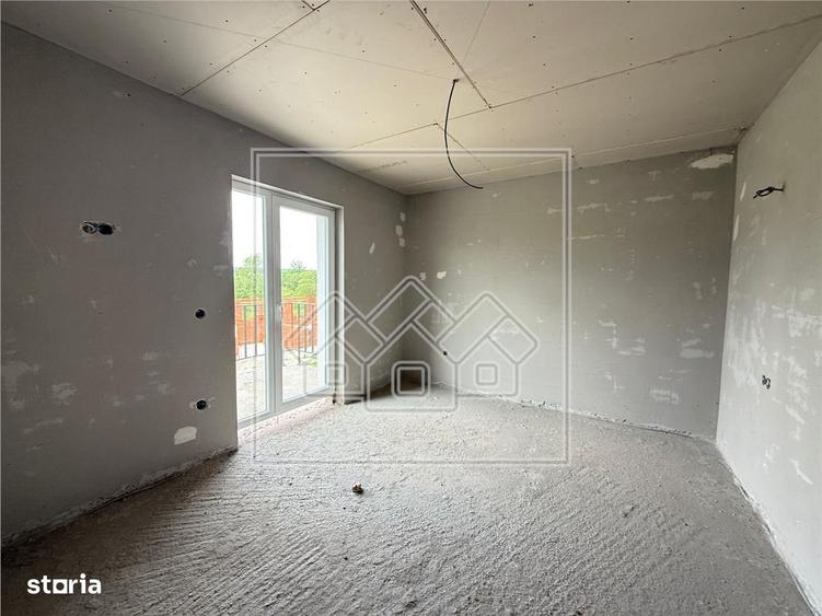 Casa tip duplex in Mohu, 4 camere, 145 mp utili, teren 195 mp - 1