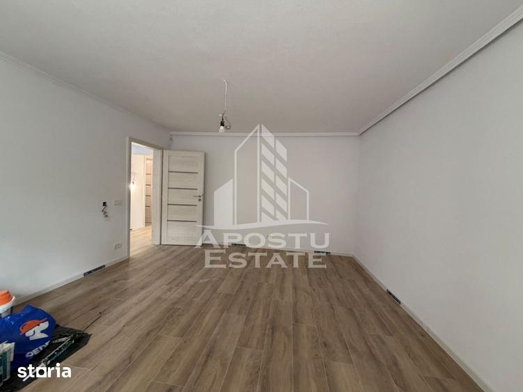 Apartament cu 3 camere decomandat în Dâmbovița