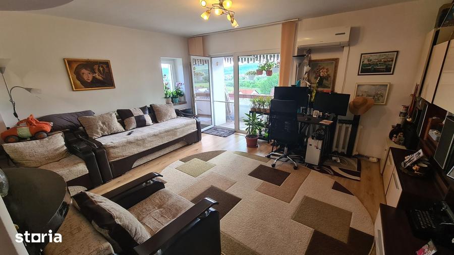 Apartament cu 3 camere în Ultracentral