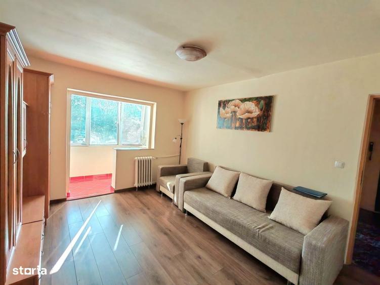 Apartament cu 2 camere semidecomandat în Complex Studențesc