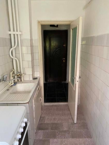 Apartament cu 2 camere semidecomandat în Viziru 3