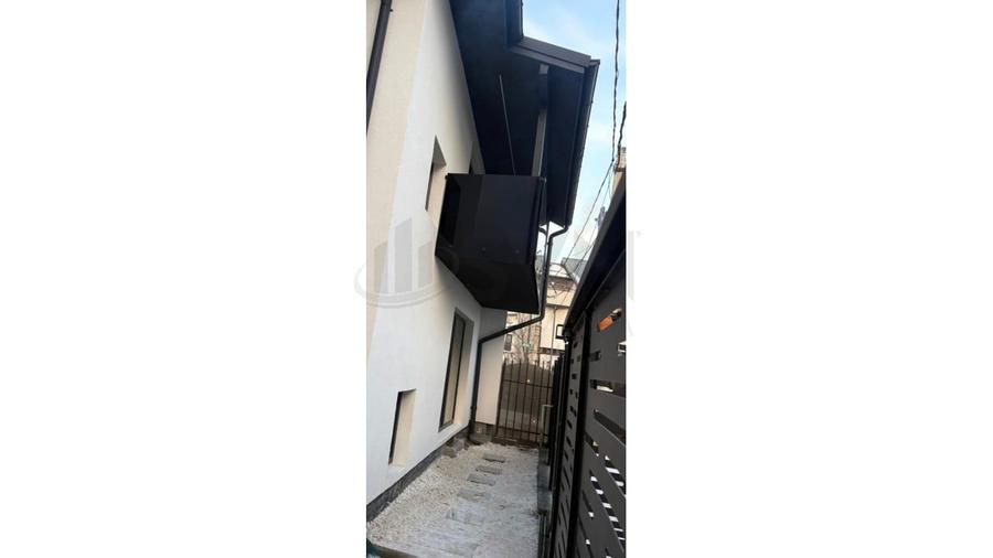 Casă individuală cu 5 camere cu Canalizare în Brâncoveanu