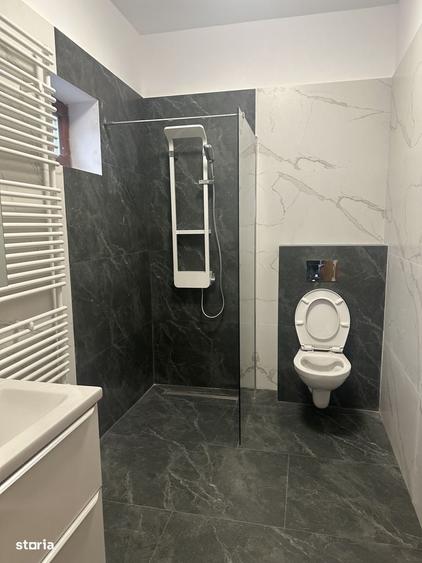 Casă cu 3 camere în Central
