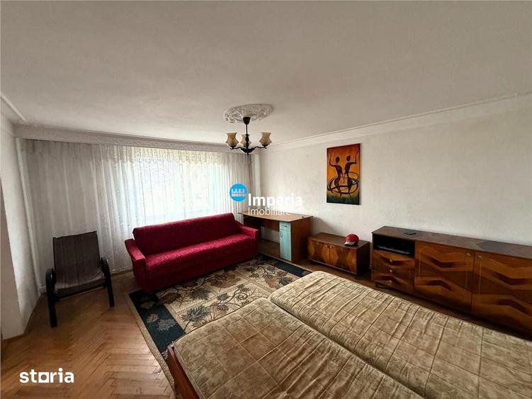 Casă cu 6 camere cu Teren 1062 Mp în Copou