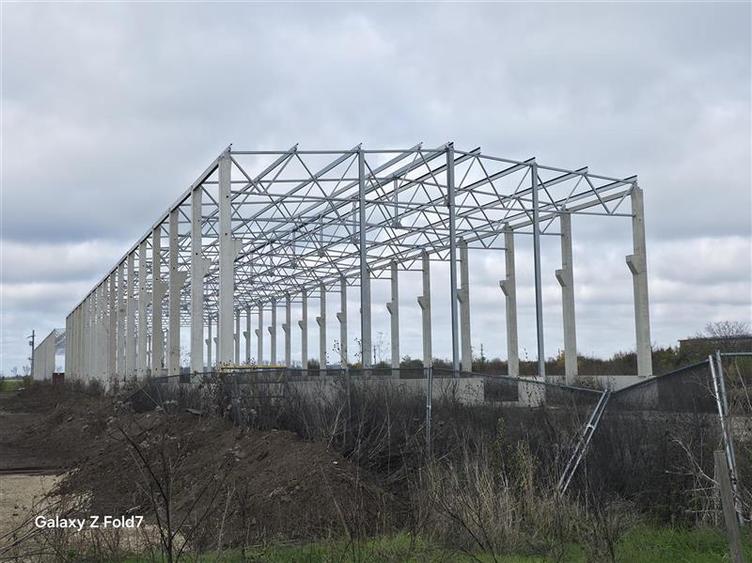 Spațiu industrial, de 5,200 mp, în Mogoșoaia