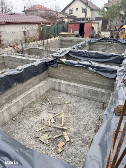 Casă cu 4 camere cu Teren 300 Mp în Cumpăna