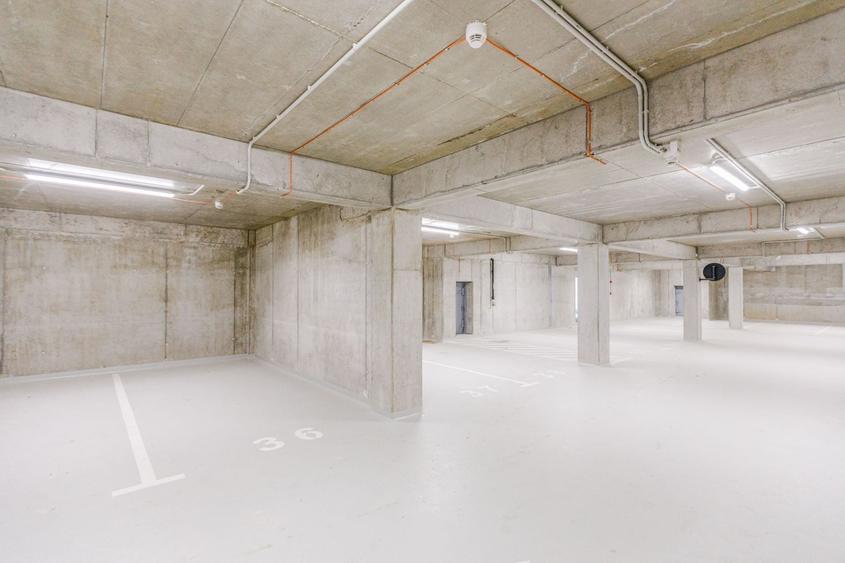 Birou, de 2,076 mp, în Complex Studențesc