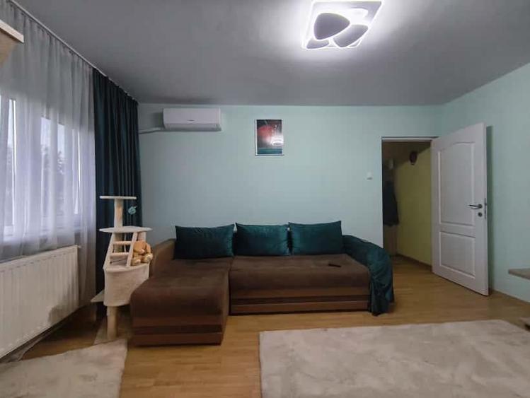 Apartament cu 2 camere semidecomandat, mobilat în 1848