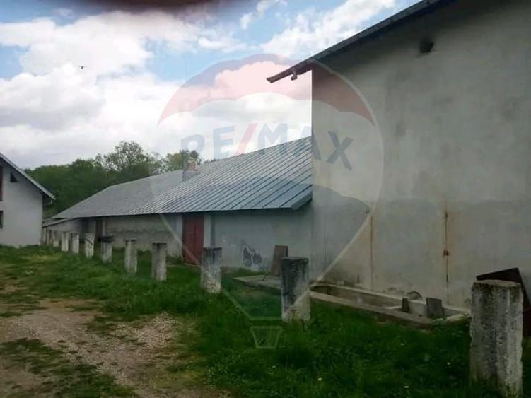 Spațiu industrial, de 400 mp, în Burduca