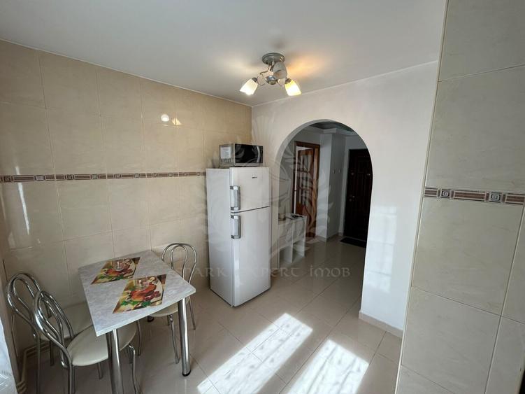 Apartament cu 2 camere semidecomandat, mobilat în Gheorghe Doja