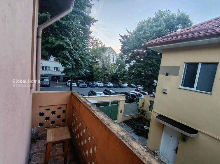 Apartament cu 2 camere semidecomandat, mobilat în 1 Mai