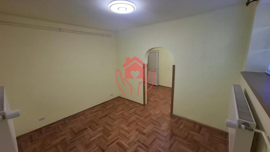 GARA DE NORD (Spitalul Witting)- 2 apartamente, 6 camere, vila solida renovata! - 31