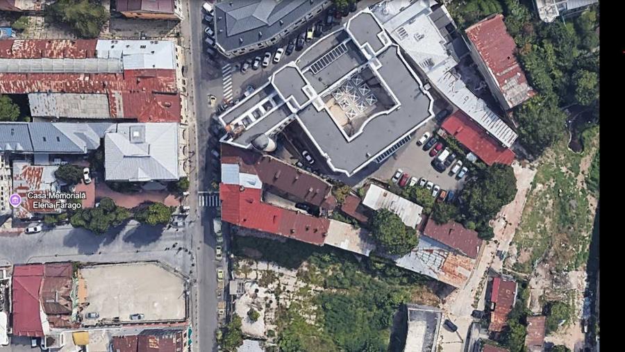 Casă cu 4 camere în Central