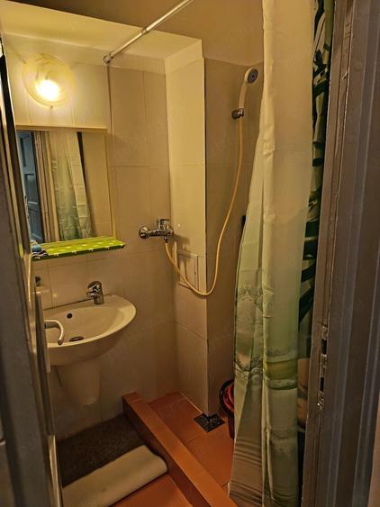 Apartament cu 2 camere semidecomandat în Horea