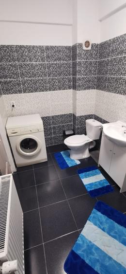 Apartament cu 2 camere decomandat în Brădești