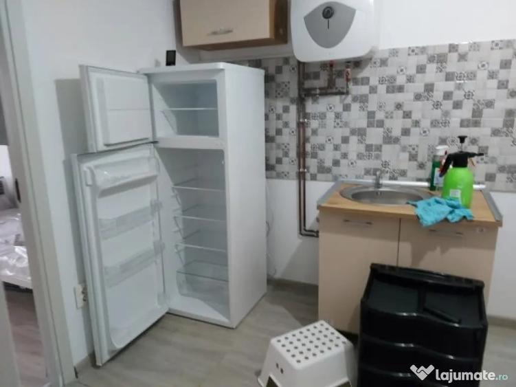 Garsonieră decomandată în Artego