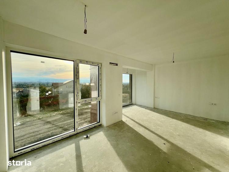 Casă cu 4 camere cu Teren 170 Mp în Gușterița