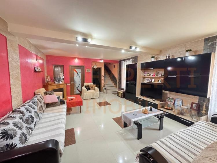 Duplex cu 5 camere cu Canalizare în Mamaia-Sat