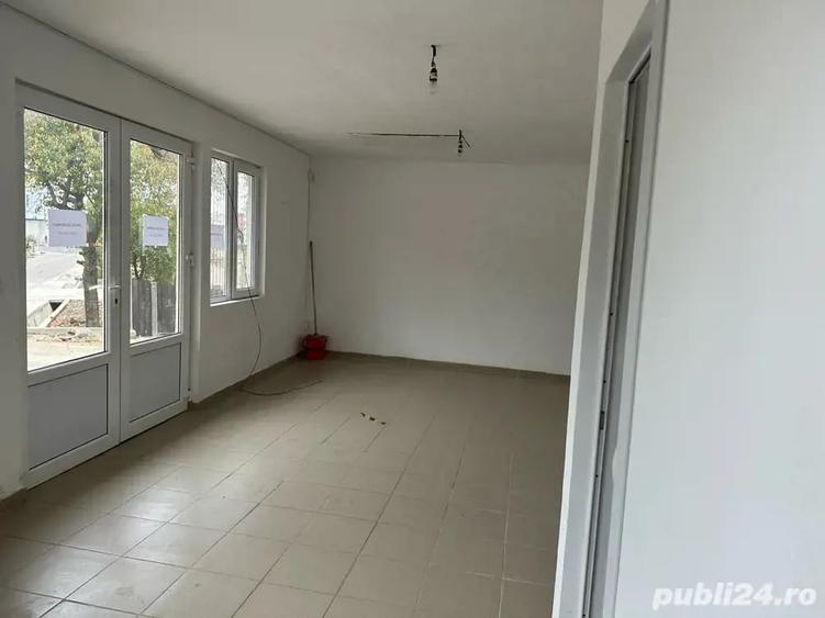 Spațiu comercial, de 30 mp, în Breaza