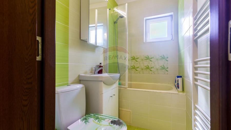 Apartament cu 3 camere semidecomandat, mobilat în Mănăștur
