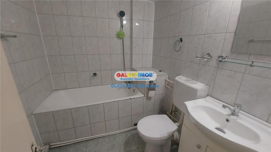 Apartament cu 4 camere decomandat în Ultracentral