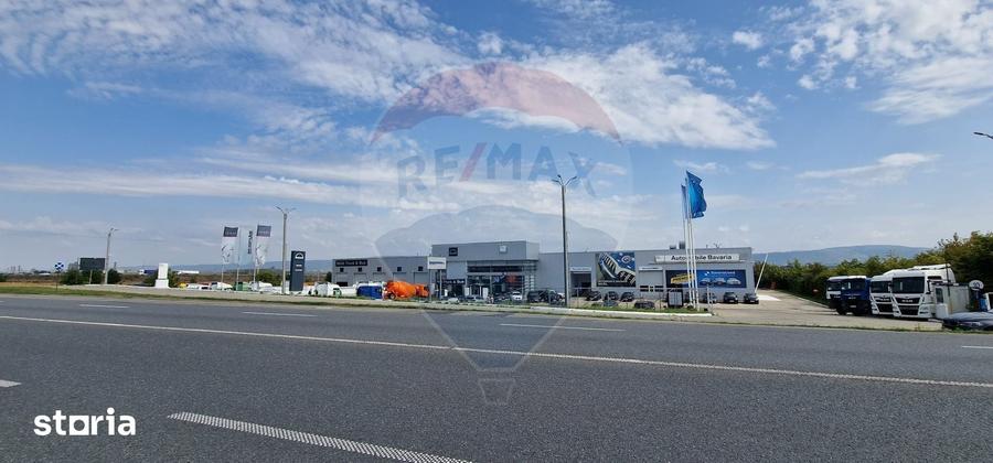 Teren de 4874 mp, în Central